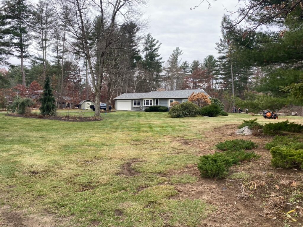 Fall Yard Cleanup in Windham, NH