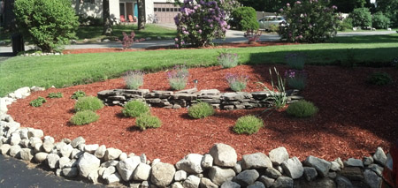 Mulch Delivery & Spreading in Londonderry, NH